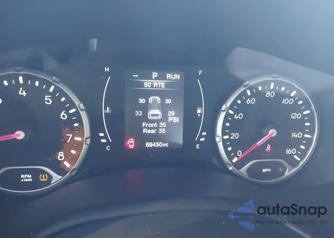 2018 Jeep Renegade Latitude Fwd из США, поврежденный, VIN ZACCJABBXJPJ27510